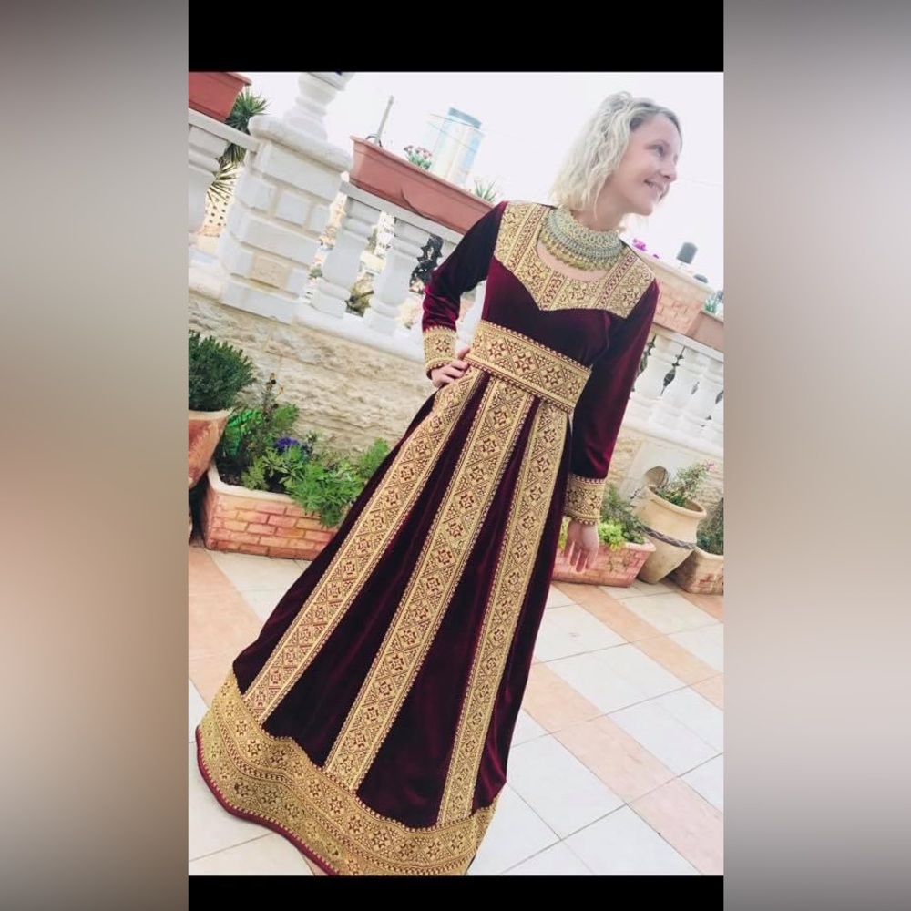 Palestinian thobe!